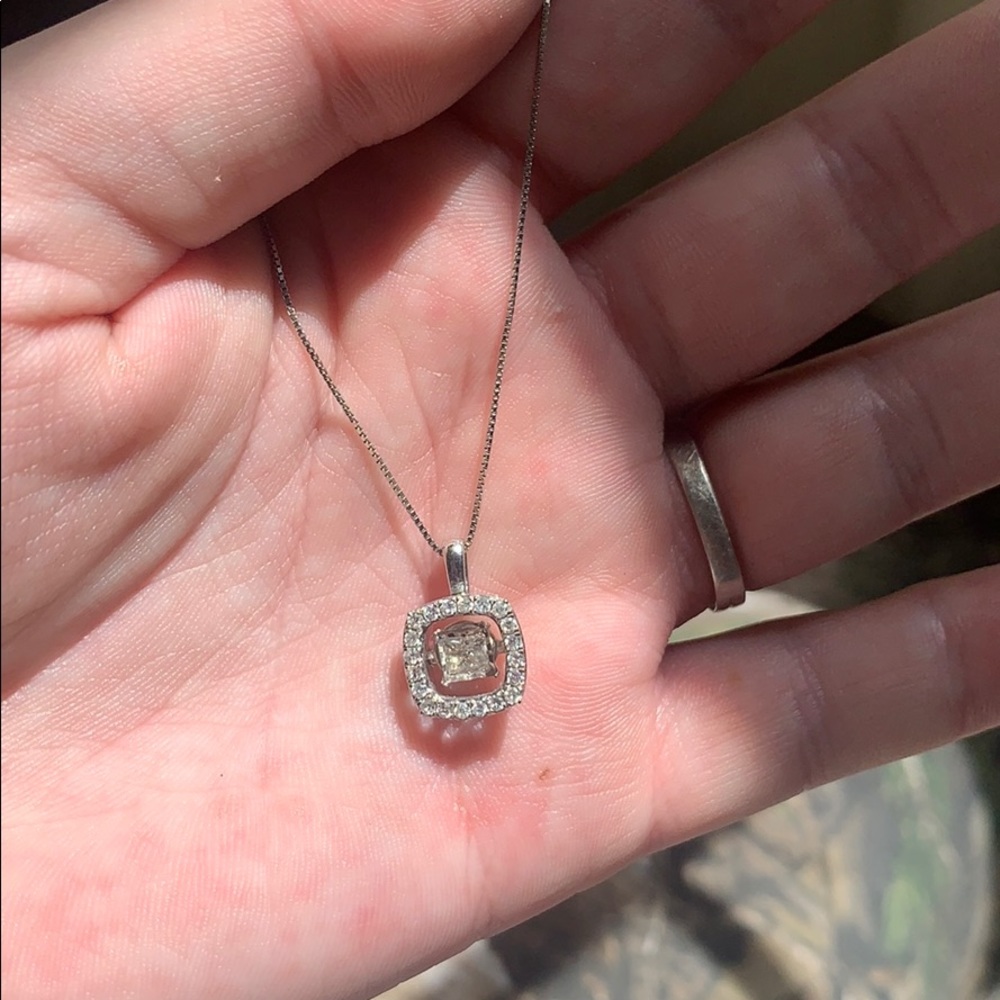 Kay Jewelers diamond necklace